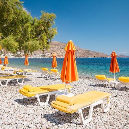 Livadia Beach Suite Bagian luar foto